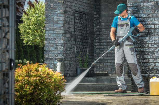 Best Animal Enclosure Cleaning  in Camden, AR